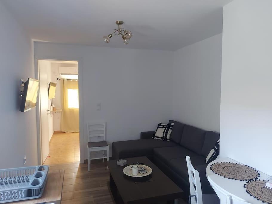 Houlia Home Διαμέρισμα Με Δωρεάν Χώρο Στάθμευσης Steniaí Eksteriør billede