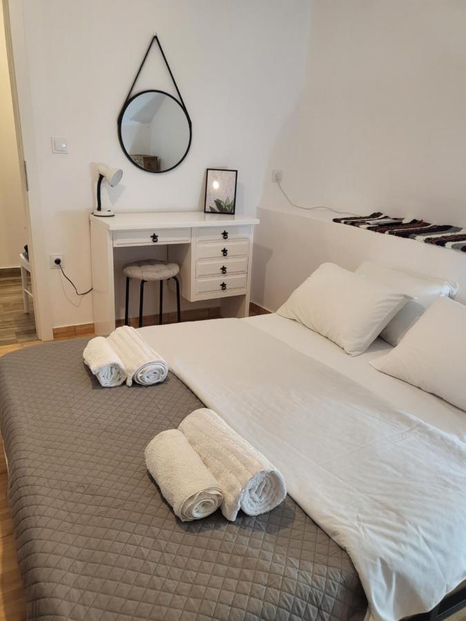 Houlia Home Διαμέρισμα Με Δωρεάν Χώρο Στάθμευσης Steniaí Eksteriør billede